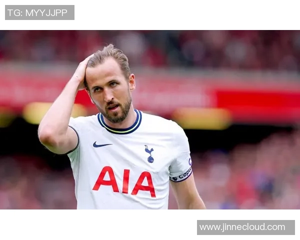 凯恩的足球传奇之路:从天才少年到世界顶级前锋的成长故事